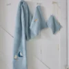 Drap de douche brodé Au large mer du nord