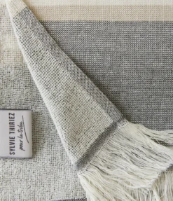 Fouta rayures noires