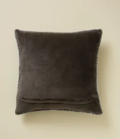 Housse de coussin brodée polaire Trésor des forêts
