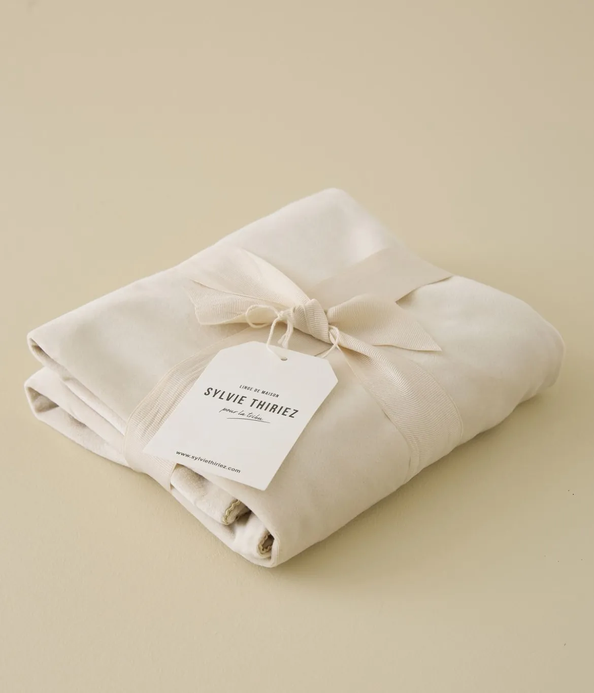 Housse de coussin velours Daïna beige épeautre