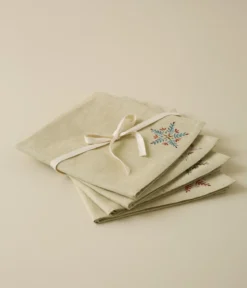 Lot de 4 serviettes de table brodées Flocons
