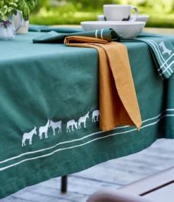 Nappe brodée RDV au pré