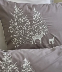 Parure de lit brodée Trésor des forêts