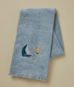 Serviette brodée Au large mer du nord