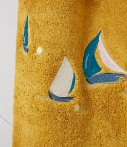 Serviette brodée Au large miel