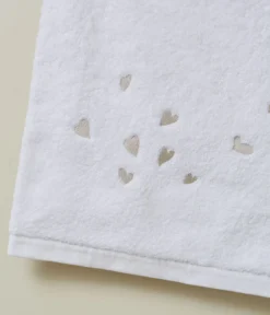 Serviette brodée invité 30x50 Jolis coeurs