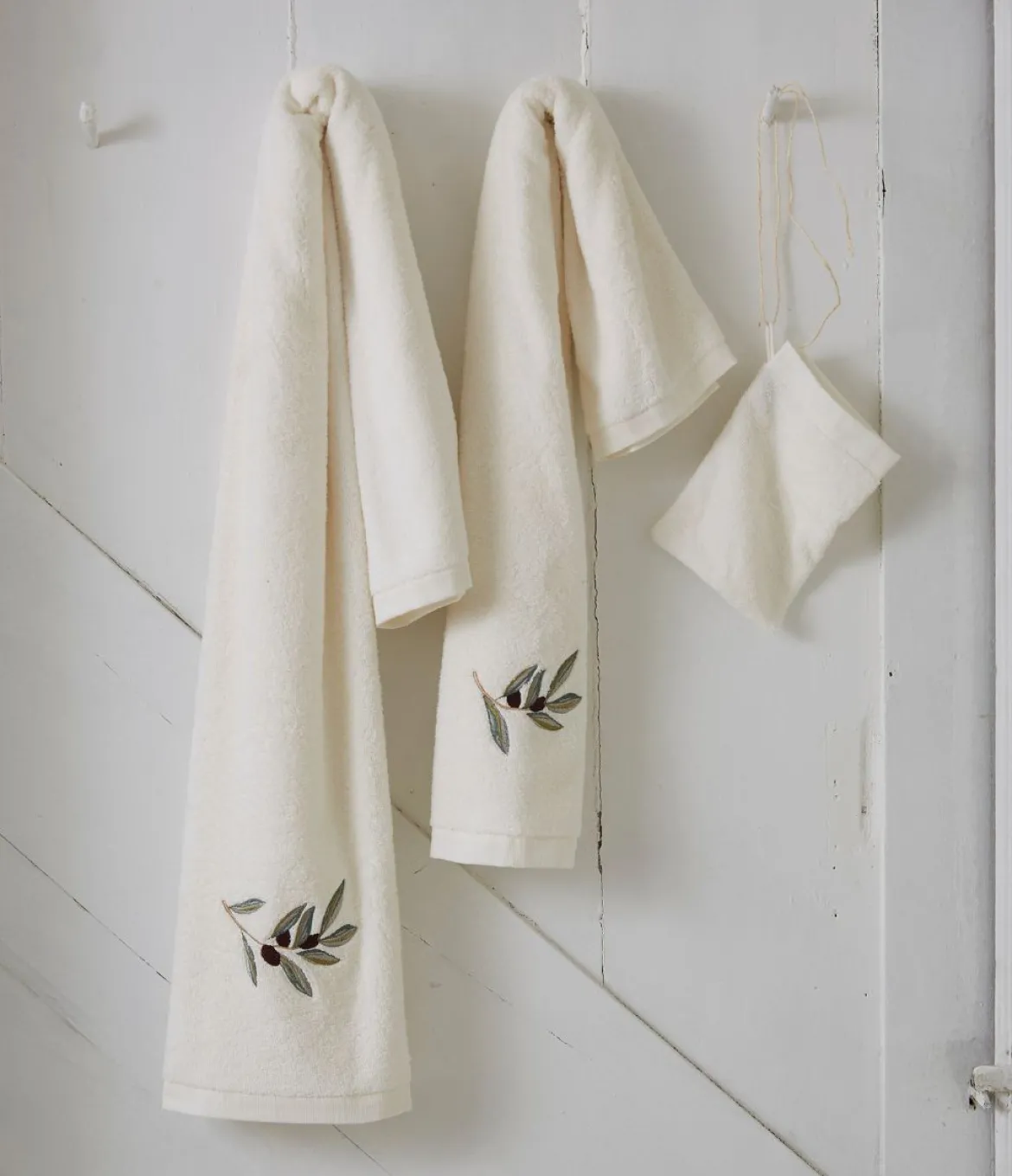 Serviette brodée L'oliveraie crème