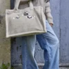 Tote bag brodé Au coeur de la vallée beige